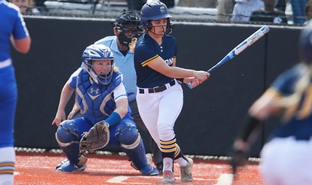 STANDISH, Maine -Sophomore shortstopMarissa Santoro (Franklin, Mass.)reached base safely seven times, including six hits, while junior center fielderLauren Del Vacchio (Murrieta, Calif.)was 5-8 with three runs batted in to lead the Simmons University softball team in a doubleheader sweep over host Saint Joseph's College (Maine), winning the first game, 6-4, before taking the nightcap, 9-6, in Great Northeast Athletic Conference action today at Richard Bailey Field in Standish, Maine. The Sharks win their fourth straight game to improve to 14-20 overall and 8-2 in league play, while the Monks fall to 10-15 and 8-2.