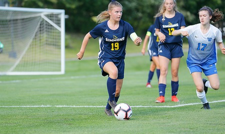 BOSTON, Mass. --The Simmons University women's soccer team made the most of its shots, but was edged by visiting Lesley University, 3-2, this evening at Daly Field in Brighton, Mass. The Sharks fall to 0-3-1 on the season, while the Lynx improve to a perfect 4-0-0.